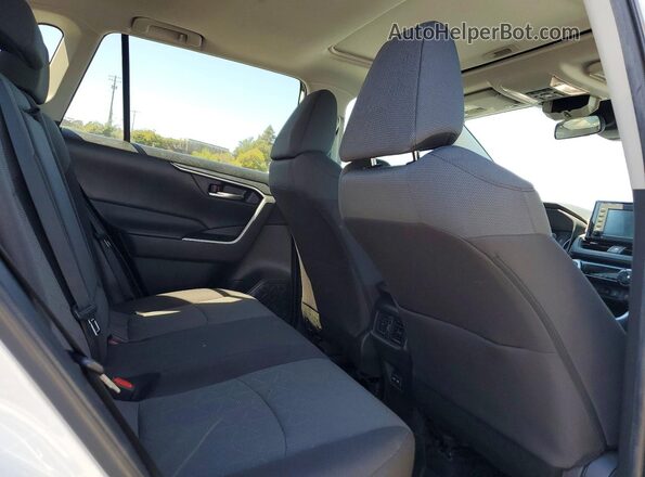 2T3P1RFV2NC268720 2022 TOYOTA RAV4 White Vista de los asientos traseros