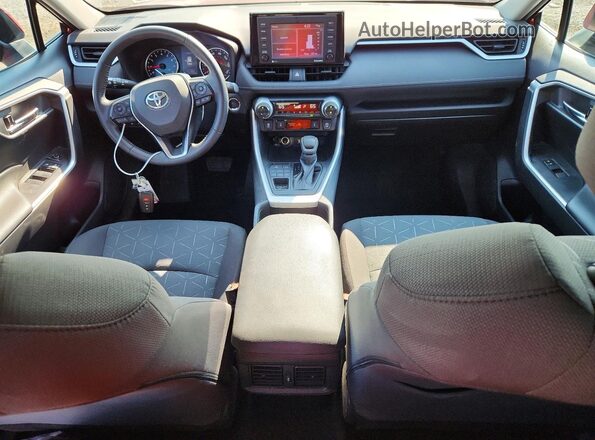2T3P1RFV4MW178045 2021 TOYOTA RAV4 Red Առջևի վահանակի տեսք