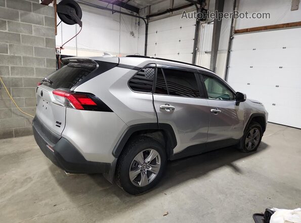 2T3P1RFV4NC265852 2022 TOYOTA RAV4 Silver 