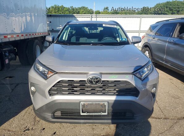 2T3P1RFV5LW124509 2020 TOYOTA RAV4 Silver Вид спереду