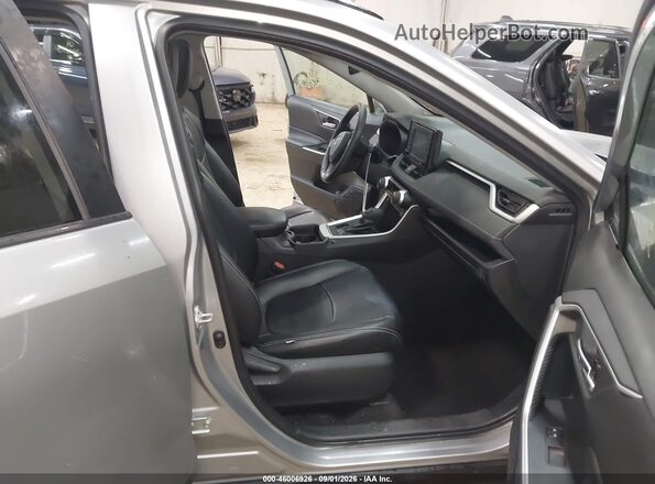 2T3P1RFV5MW148536 2021 TOYOTA RAV4 Silver Вид салону спереду