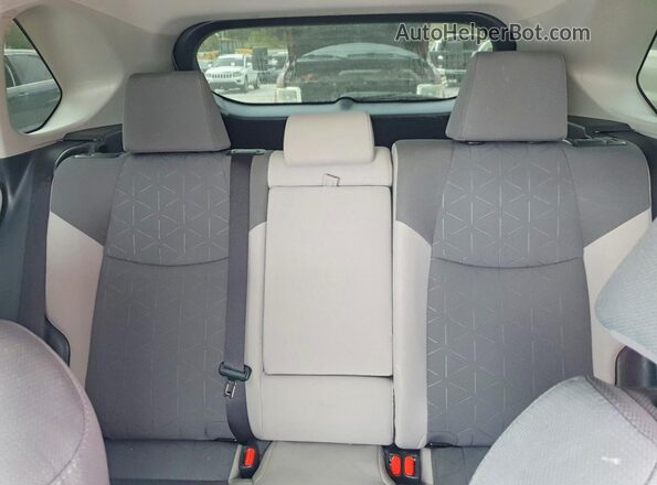 2T3P1RFV7NC309861 2022 TOYOTA RAV4 Белый Вид задних сидений