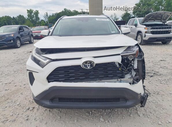 2T3P1RFV7NC309861 2022 TOYOTA RAV4 Белый Вид спереди