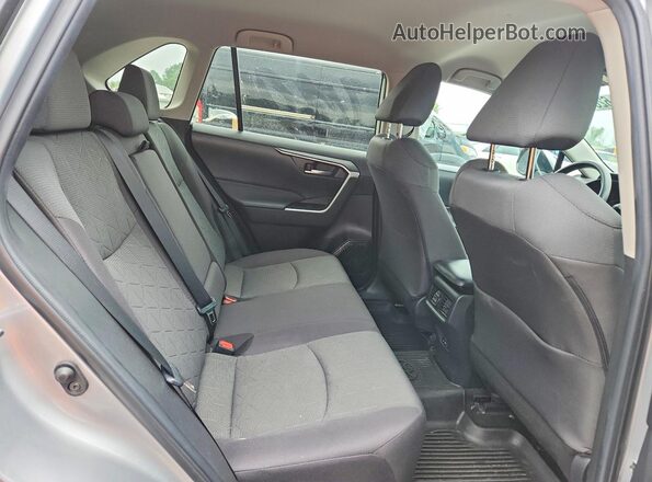 2T3P1RFV7PW343400 2023 TOYOTA RAV4 Серебряный Вид задней части салона