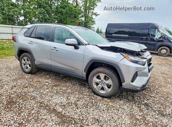 2T3P1RFV7PW343400 2023 TOYOTA RAV4 Серебряный Передняя правая четверть
