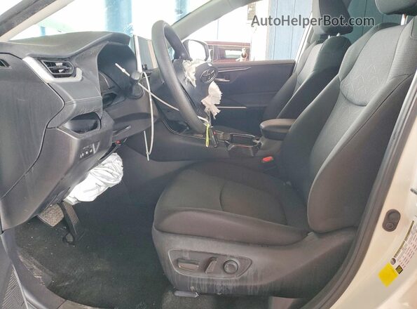 2T3P1RFV7SC508243 2025 TOYOTA RAV4 White Вид салону спереду