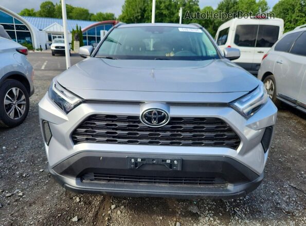 2T3P1RFV8SC580259 2025 TOYOTA RAV4 Серебряный Вид спереди