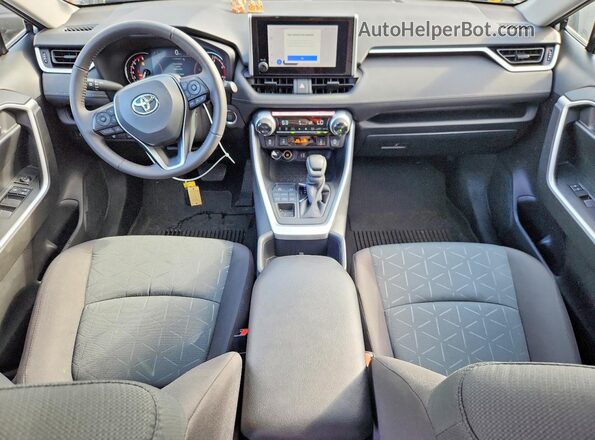 2T3P1RFV8SC580259 2025 TOYOTA RAV4 Серебряный Вид панели приборов