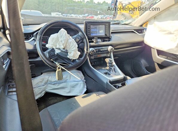 2T3P1RFVXMC210305 2021 TOYOTA RAV4 Серый Вид панели приборов