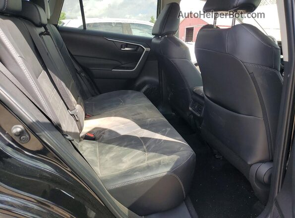 2T3R1RFVXRC416076 2024 TOYOTA RAV4 Black Սալոնի հետևի տեսք