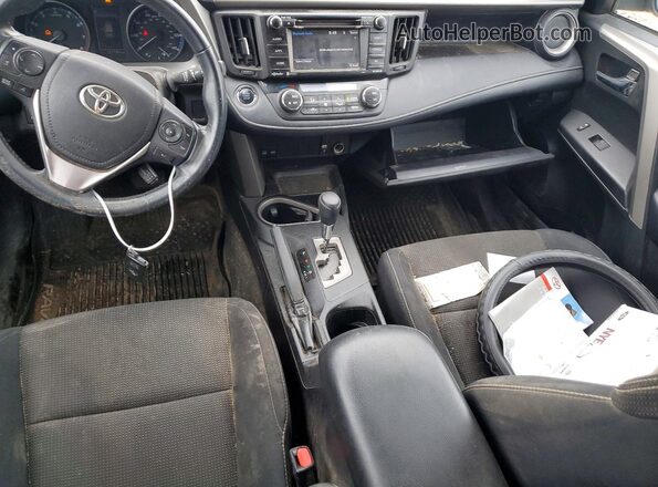 2T3RFREV3JW741089 2018 TOYOTA RAV4 Blue Dashboard view