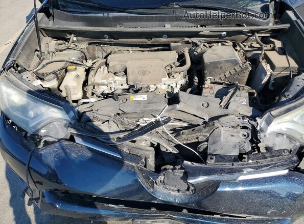 2T3RFREV4HW550193 2017 TOYOTA RAV4 Blue Widok komory silnika