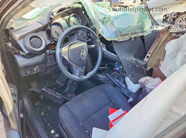 2T3RFREV5JW822109 2018 TOYOTA RAV4 Burgundy Widok deski rozdzielczej