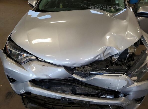 2T3RFREV7HW542377 2017 TOYOTA RAV4 Серебряный Вид задней части салона