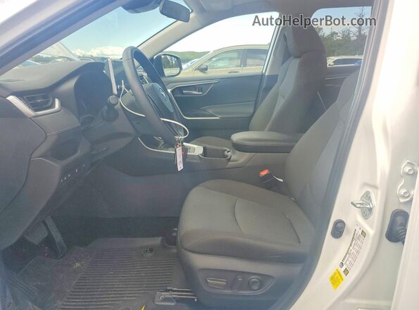 2T3RWRFV7RW250051 2024 TOYOTA RAV4 White Front interior view