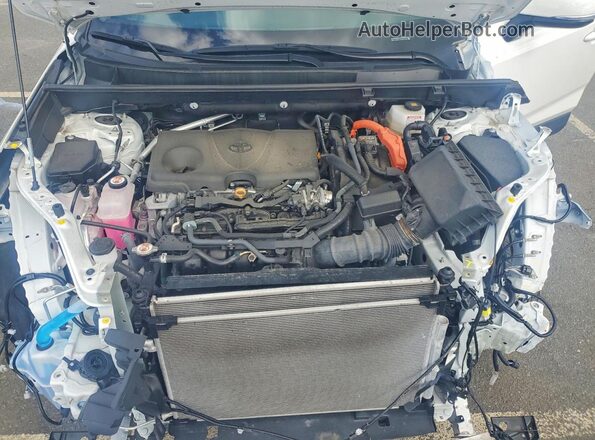 2T3RWRFV7RW250051 2024 TOYOTA RAV4 White Engine compartment view