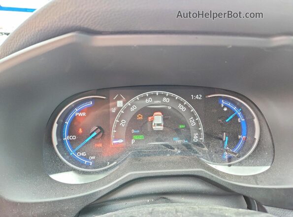 2T3RWRFV8SW269097 2025 TOYOTA RAV4 Gray Սարքավորումների վահանակի տեսք