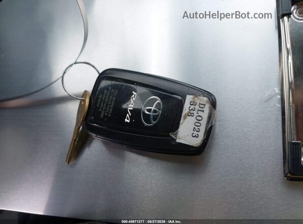 2T3RWRFVXSW266976 2025 TOYOTA RAV4 HYBRID White Вид панелі приладів