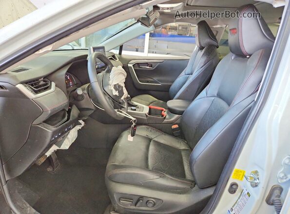 2T3S1RFV3NW260554 2022 TOYOTA RAV4 White Вид салону спереду