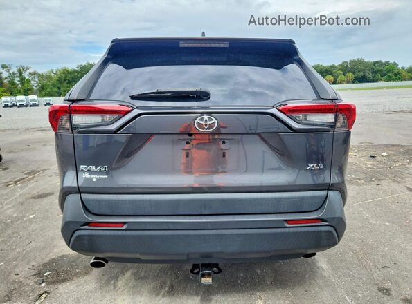 2T3W1RFV0NC174802 2022 TOYOTA RAV4 Gray Vista trasera