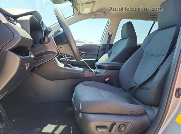 2T3W1RFV4LC068981 2020 TOYOTA RAV4 Серебряный Вид салона спереди