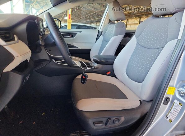 2T3W1RFV4MC128629 2021 TOYOTA RAV4 Gray წინა სალონის ხედი