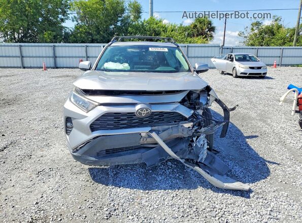 2T3W1RFV4MW166604 2021 TOYOTA RAV4 Silver Front view