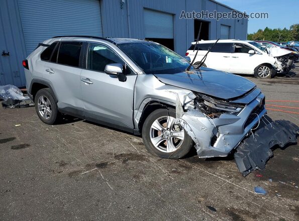 2T3W1RFV4PW245601 2023 TOYOTA RAV4 Silver Delantero derecho