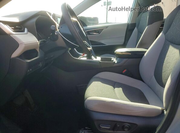 2T3W1RFV8MW130611 2021 TOYOTA RAV4 Green Front interior view