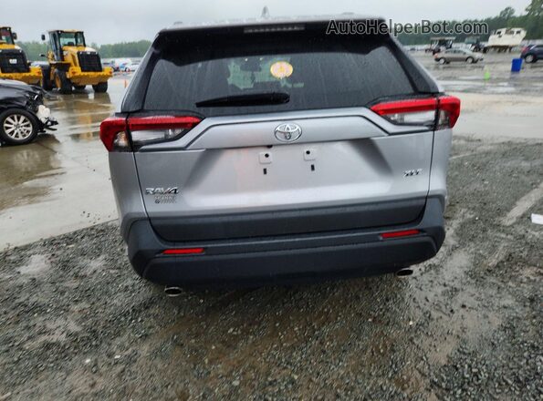 2T3W1RFV8RC303214 2024 TOYOTA RAV4 Серый Вид сзади