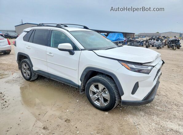 2T3W1RFVXRC277313 2024 TOYOTA RAV4 White Front view