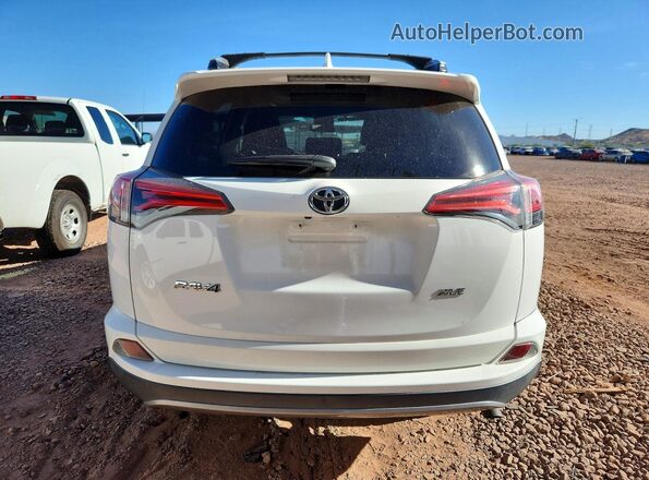 2T3WFREV1HW320923 2017 TOYOTA RAV4 White უკანა ხედი