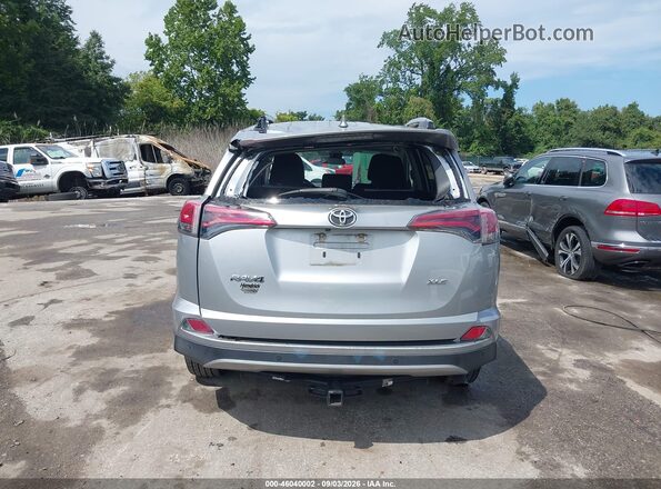 2T3WFREV9JW485852 2018 TOYOTA RAV4 Silver 