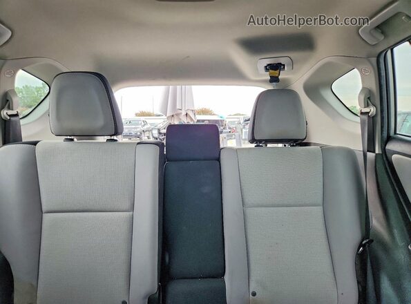 2T3WFREVXGW260848 2016 TOYOTA RAV4 Серебряный Вид задних сидений