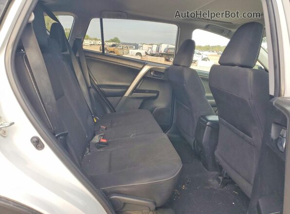 2T3WFREVXJW482426 2018 TOYOTA RAV4 White Widok wnętrza z tyłu
