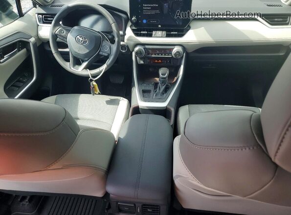 2T3Y1RFV4PC231594 2023 TOYOTA RAV4 Silver Dashboard view