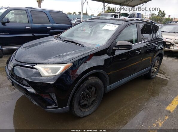 2T3ZFREV1HW357015 2017 TOYOTA RAV4 Черный Передняя левая четверть