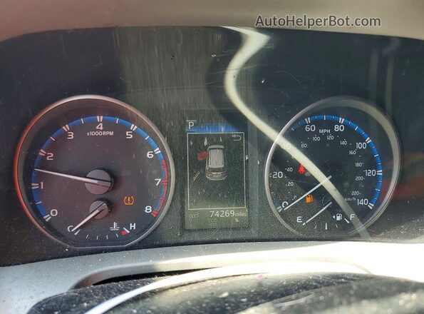 2T3ZFREV4HW334179 2017 TOYOTA RAV4 Red ხელსაწყოთა პანელის ხედი