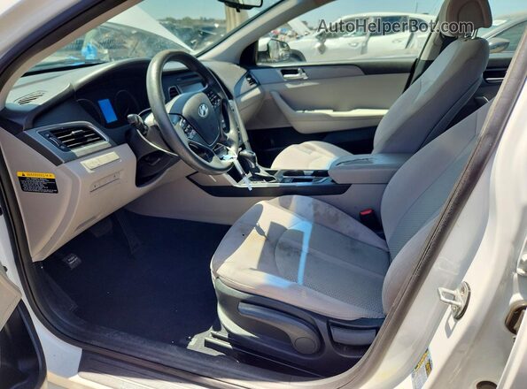 5NPE24AFXGH375823 2016 HYUNDAI SONATA White Widok deski rozdzielczej