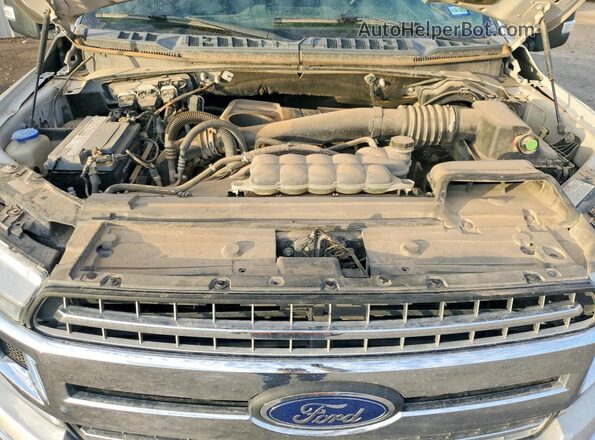 1FTFW1E17JFD71204 2018 FORD F150 Silver ძრავის განყოფილების ხედი