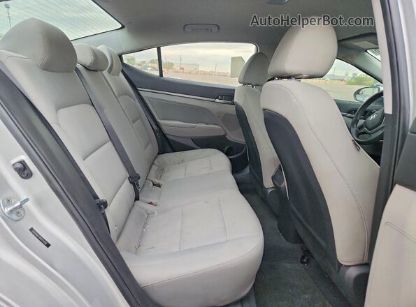5NPD84LF5HH154106 2017 HYUNDAI ELANTRA Silver Սալոնի հետևի տեսք