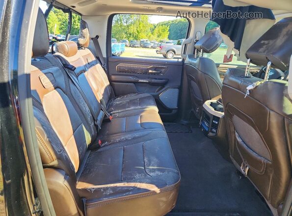 1C6SRFHP2TN218846 2026 RAM 1500 Black Vista interior trasera