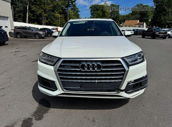 WA1LAAF7XJD023827 2018 AUDI Q7 White Հետևի տեսք