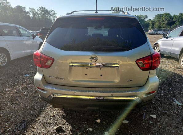5N1DR2MN6HC902957 2017 NISSAN PATHFINDER Silver Vista interior delantera