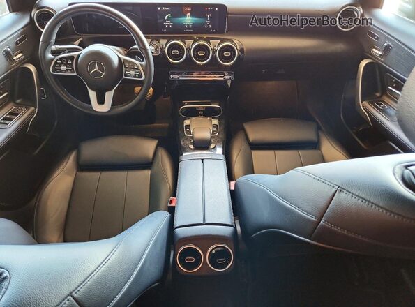 WDD3G4EB2KW030844 2019 MERCEDES-BENZ A Серый Вид щитка приборов
