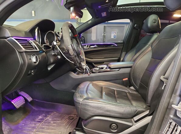 4JGED6EB0HA052298 2017 MERCEDES-BENZ GLE Black Առջևի վահանակի տեսք