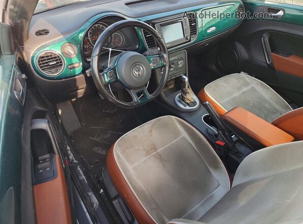 3VW517AT3HM816369 2017 VOLKSWAGEN BEETLE Зеленый Вид щитка приборов