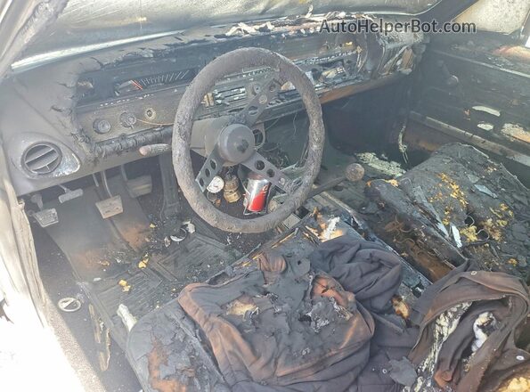 338375M322516 1965 OLDSMOBILE CUTLASS Серебряный Вид панели приборов