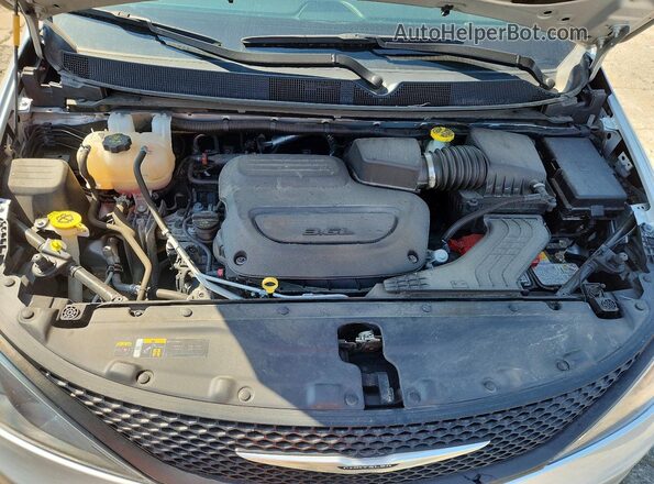 2C4RC1CG5RR148922 2024 CHRYSLER VOYAGER Silver VIN կոդի պիտակի տեսք