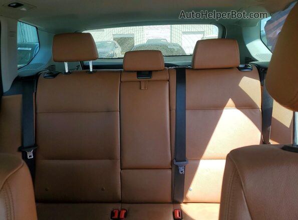5UXWX9C51H0T07723 2017 BMW X3 White Սալոնի հետևի տեսք